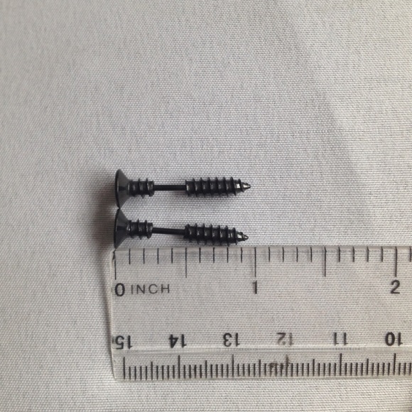 🌺sale 2/$16 or 3/$20🌺Black Screw Earrings - Picture 4 of 4