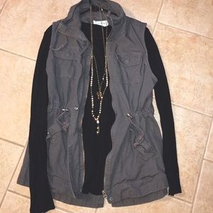 Gray vest size medium