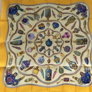 HERMES Silk Qu' Importe Le Falcon Scarf