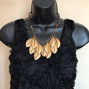 Gold Leaf Like Necklace