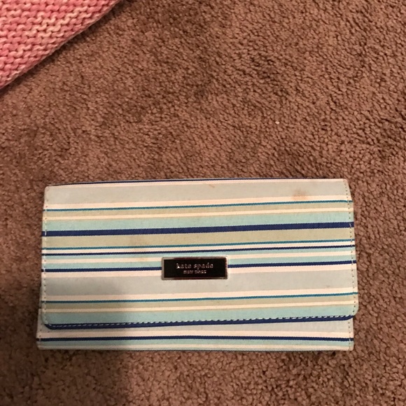 Katie Spade wallet, purse, and check holder - Picture 4 of 8