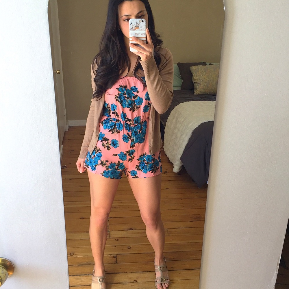 Pink Spaghetti Strap Floral Romper - Picture 2 of 5