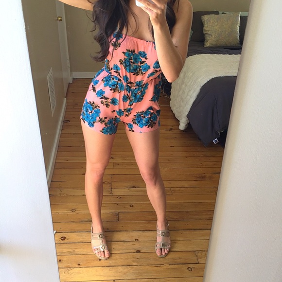 Pink Spaghetti Strap Floral Romper - Picture 3 of 5