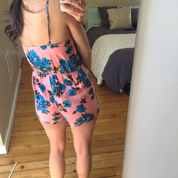 Pink Spaghetti Strap Floral Romper - Picture 5 of 5
