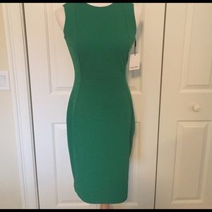 🆕 NWT Size 4 Calvin Klein dress