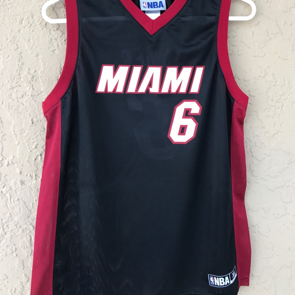 EUC! LeBron James #6 NBA Jersey