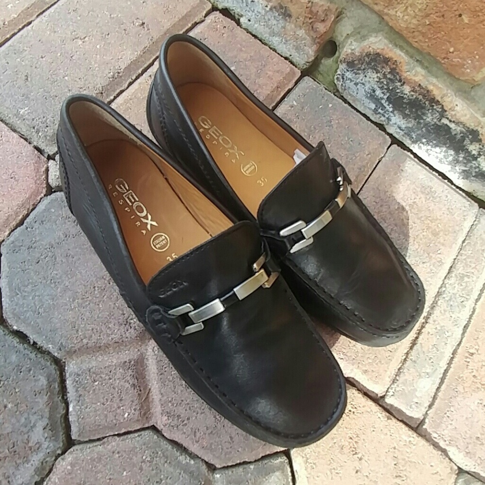 *BOYS BLACK GEOX RESPIRA DRESS SHOES*