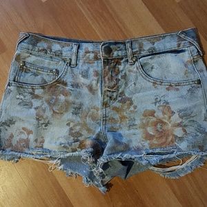 Free People Size 27 shorts
