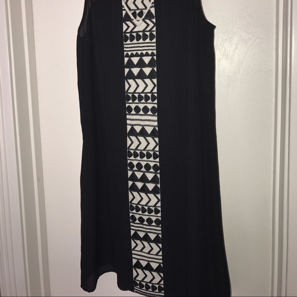 HAHA Dress - Picture 2 of 3