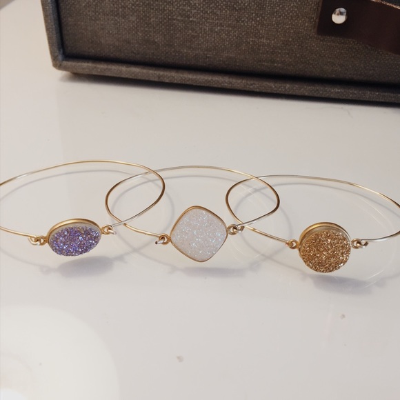 Purple druzy wire bracelet - Picture 2 of 5