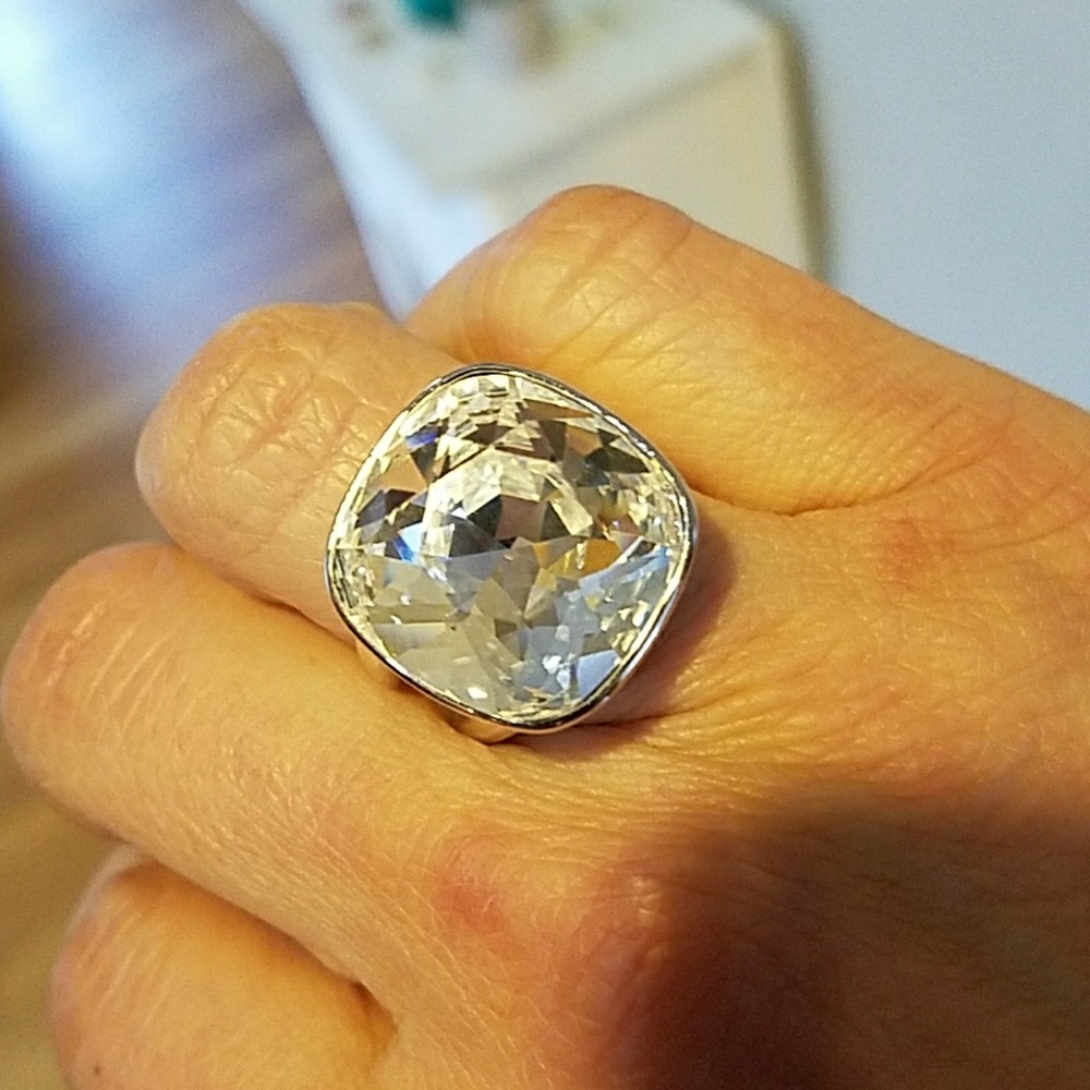Flash Ring Touchstone by Swarovski