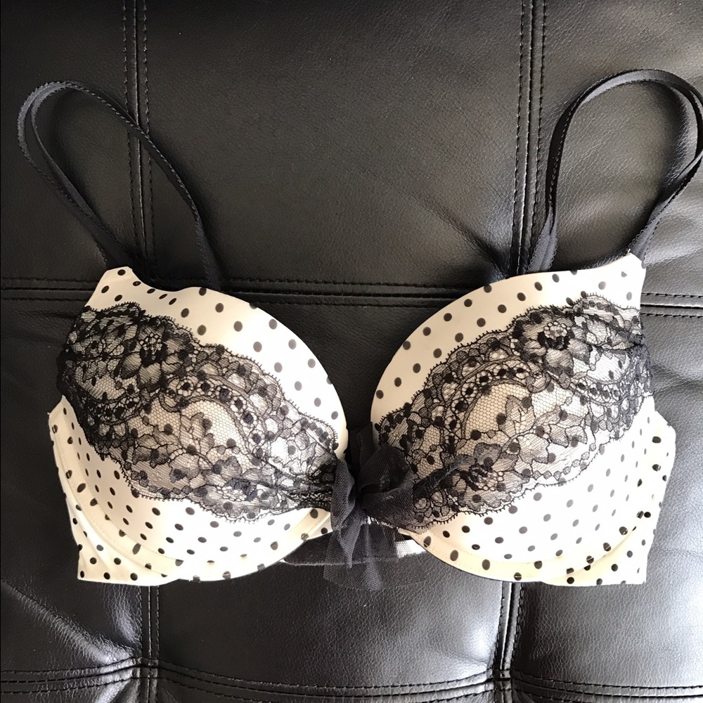 Victoria's Secret angel push up bra FLASH SALE!!!