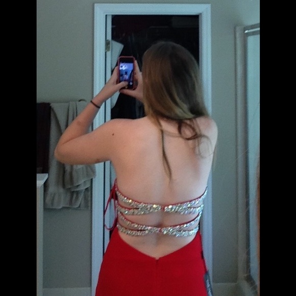 Red prom dress - Picture 3 of 8