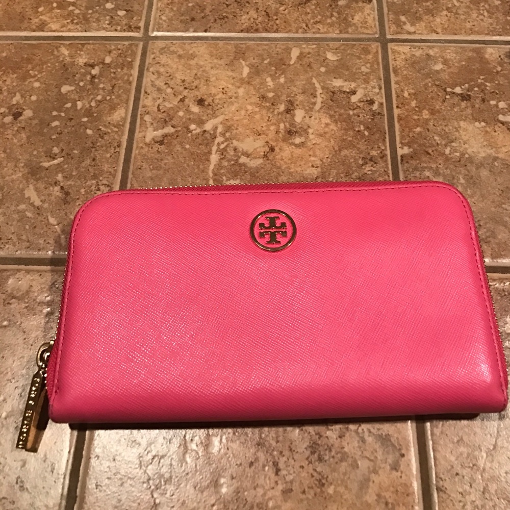 Tory Burch Wallet (Hot Pink)
