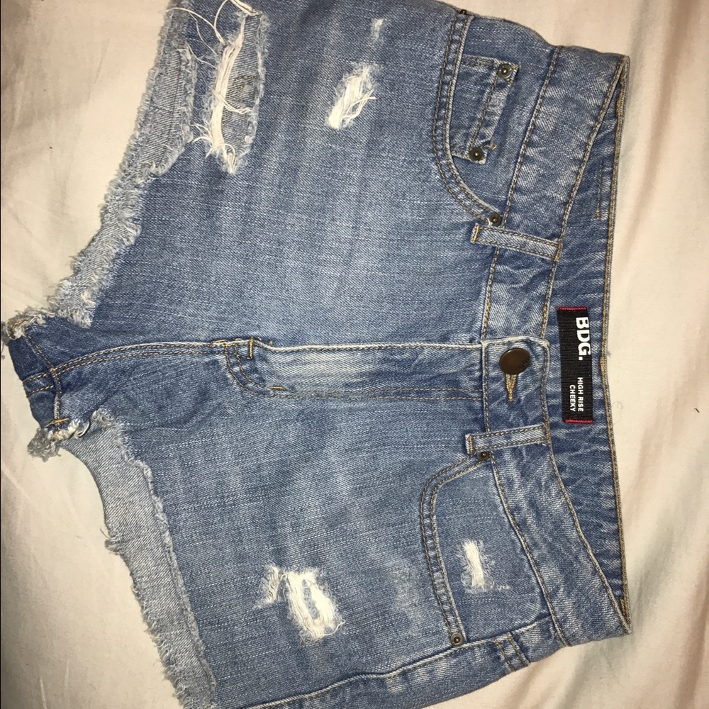 High rise cheeky URBAN OUTFITTERS(BDG)denim shorts