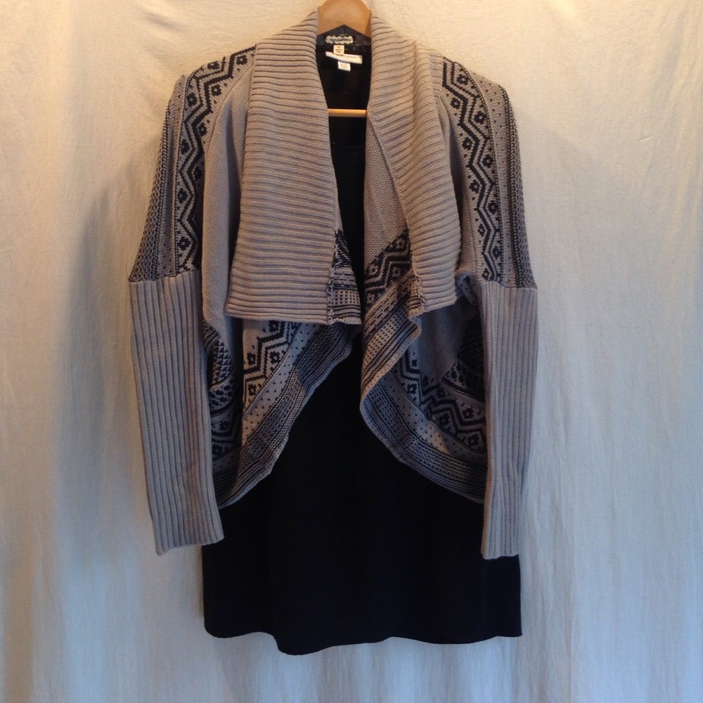 Black and gray tribal Open cardigan sweater
