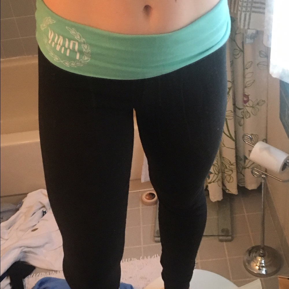 Pink Victoria's Secret yoga leggings