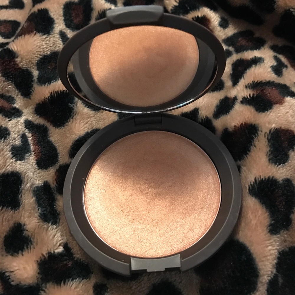 BECCA Shimmering Skin Perfector - Topaz