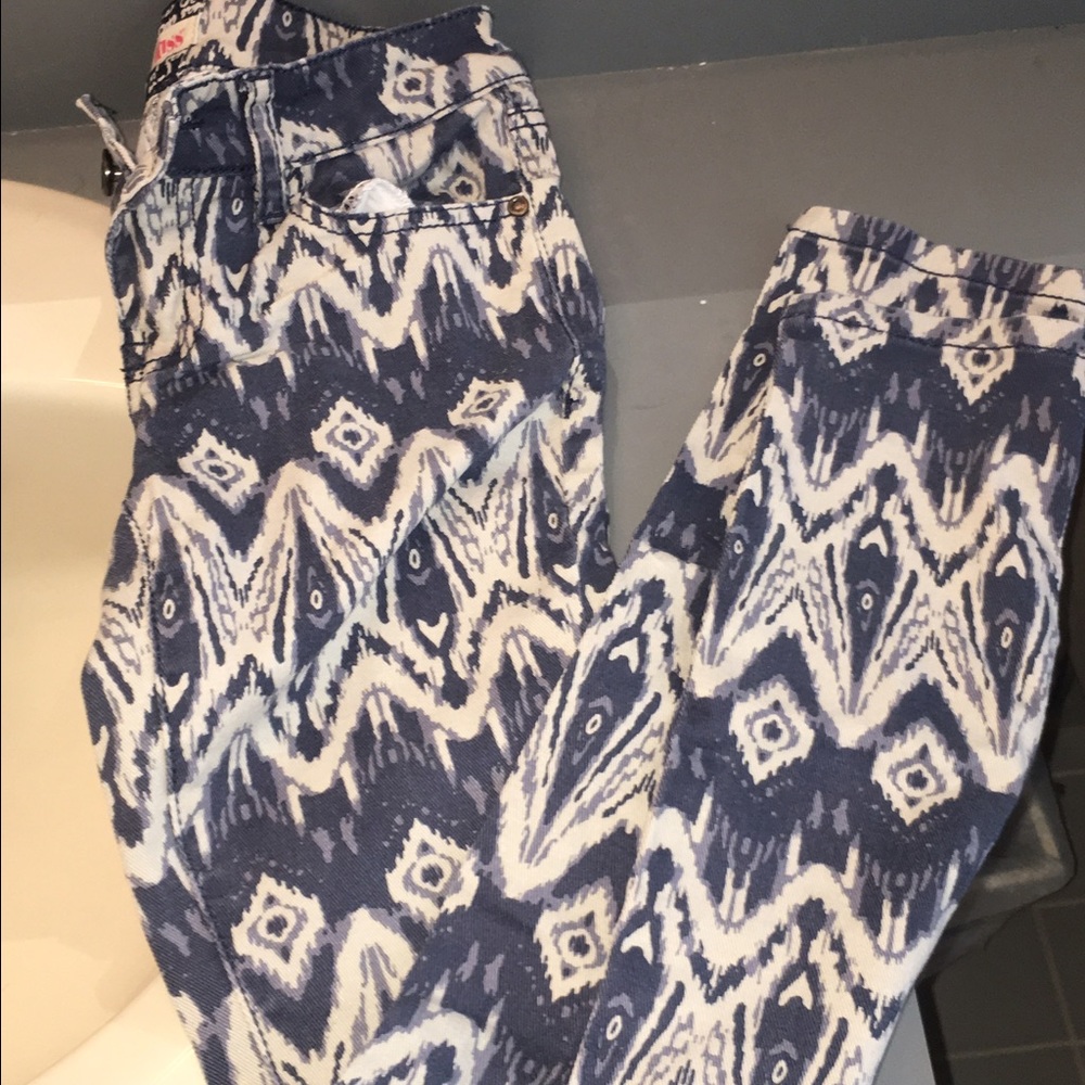 Funky printed skinny jeans