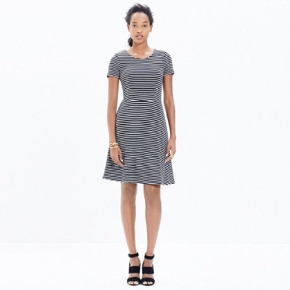 Madewell Dresses & Skirts - Madewell Gallerist Dress