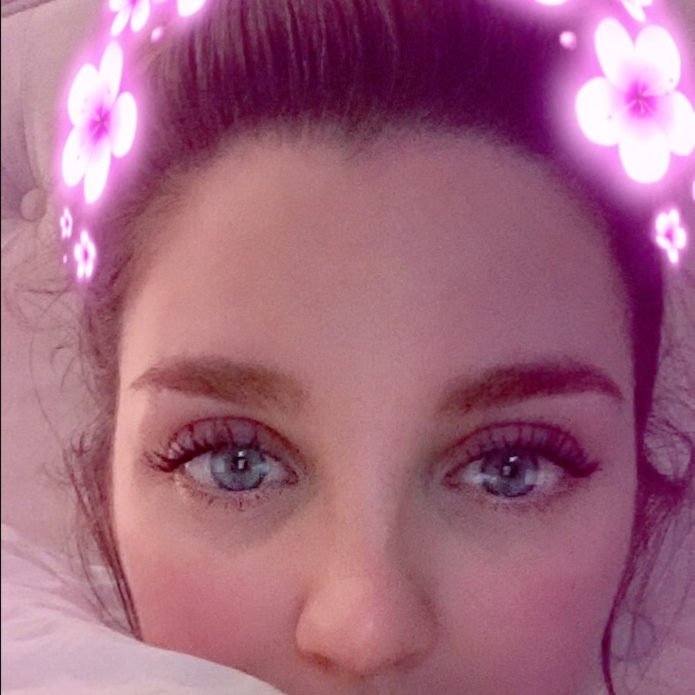 Meet your Posher, Jade