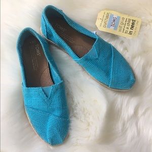 Toms shoes