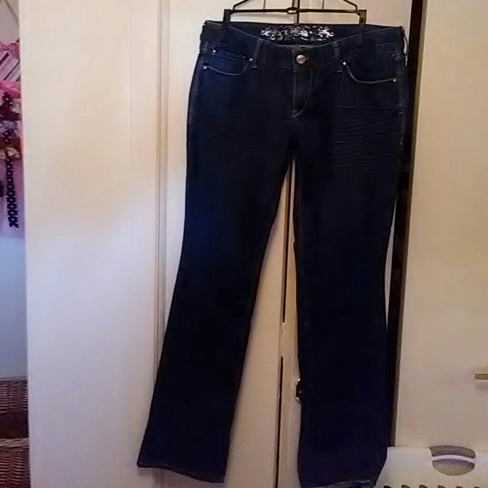 EXPRESS Barely boot slim cut jeans