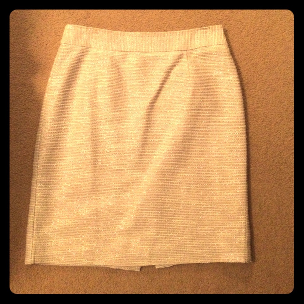 Banana Republic Size 8 Pencil Skirt