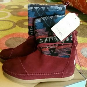 TOMS Nepal Boots