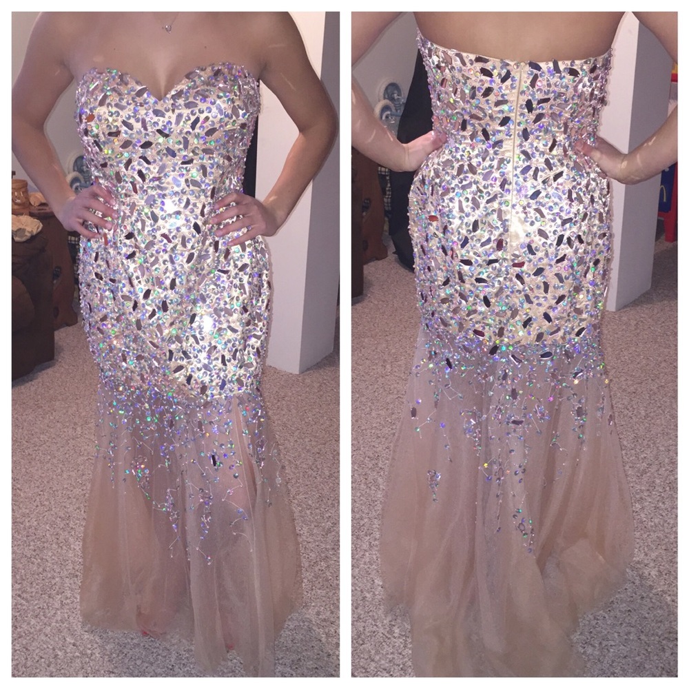 Prom dress