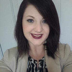 Meet your Posher, Cassandra