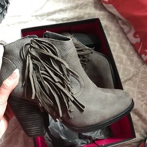 grey vince camuto fringe booties