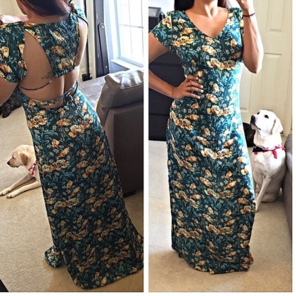 Reposhing - Picture 2 of 3