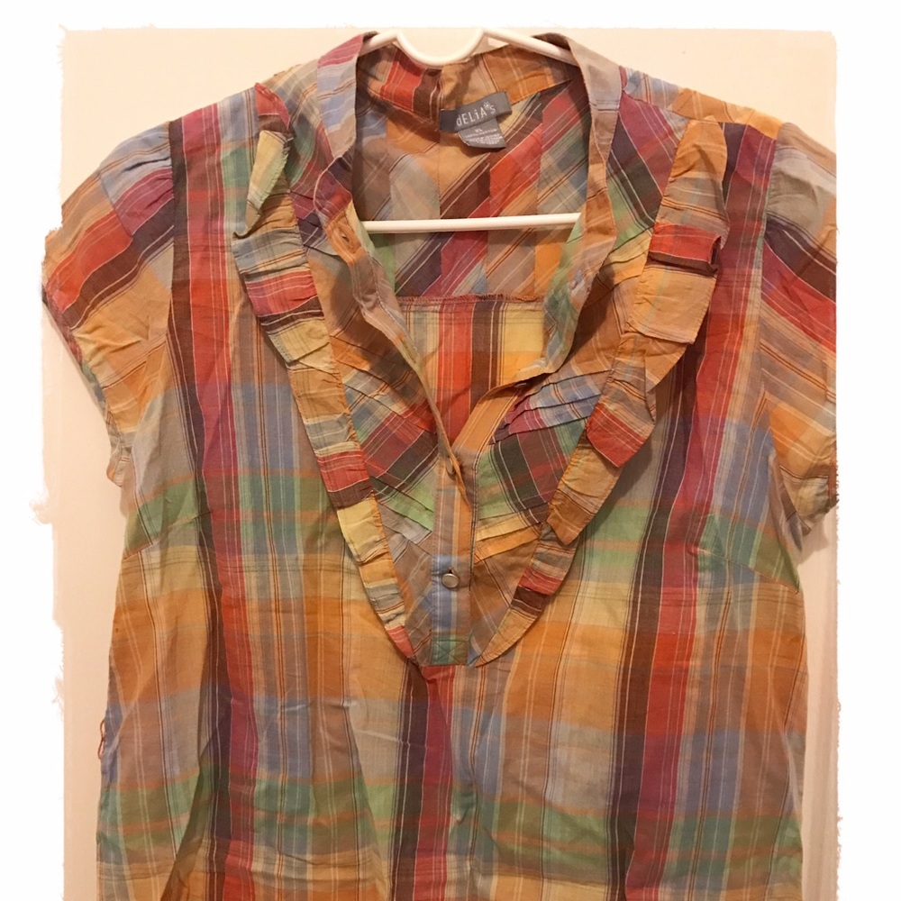 Super Cute Delia's Plaid Short Sleeve Shirt / Top!