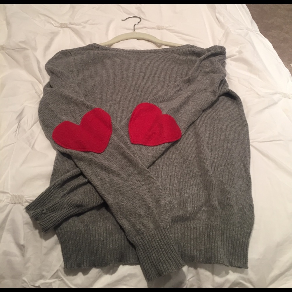 Heart on sleeve sweater Tobi