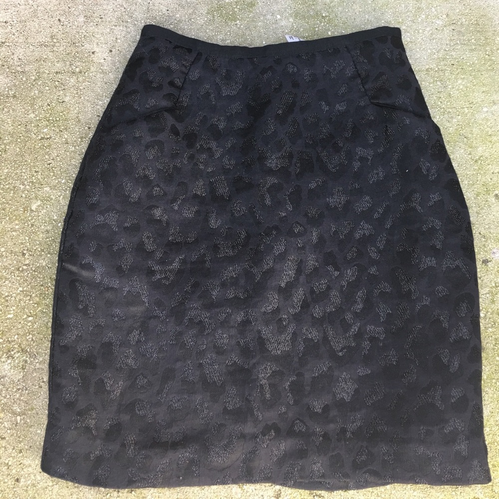 H&M black pencil leopard Shimmer skirt