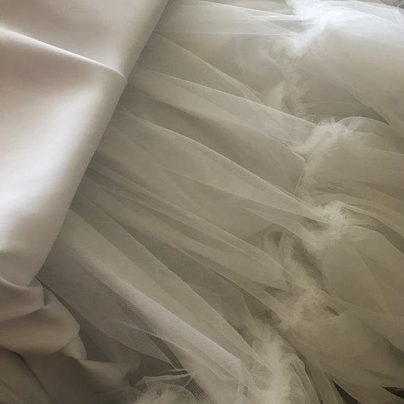 Custom wedding dress - Picture 3 of 4