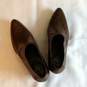 Reba ankle high boots