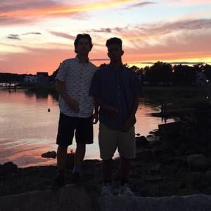 Meet your Posher, Max