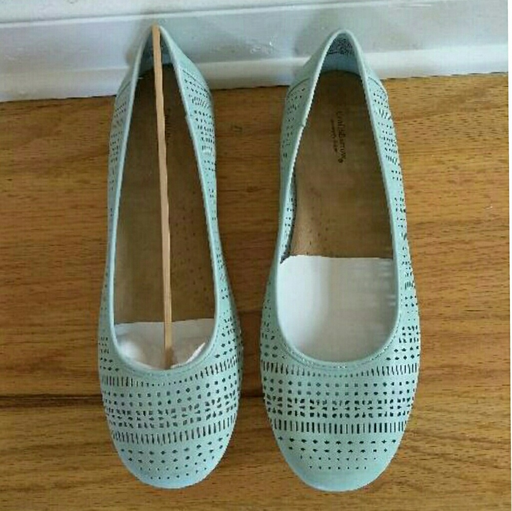 NEW Turquoise flats w cushion by Croft and Barrow