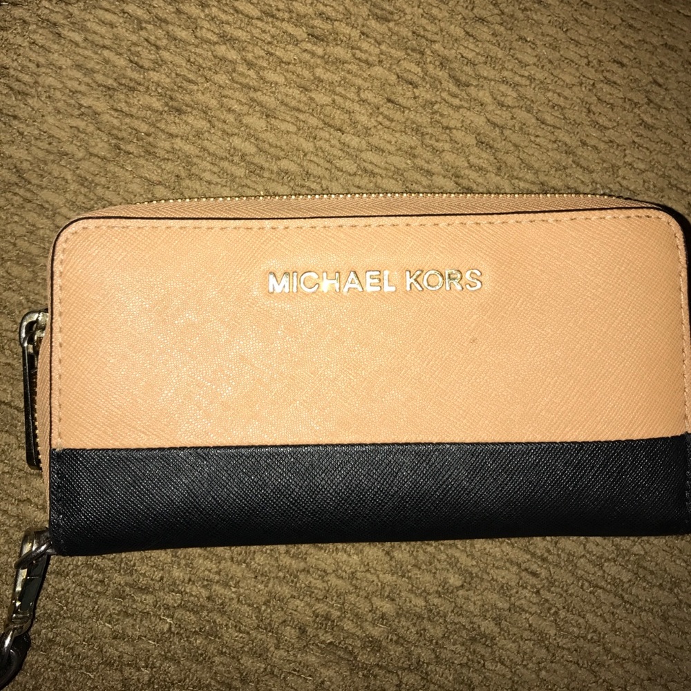 Michael Kors wallet