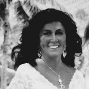 Meet your Posher, Lucy