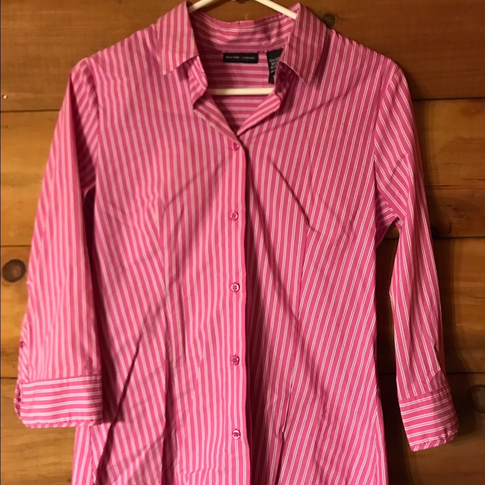 NY&Co pink 3/4 length button up blouse