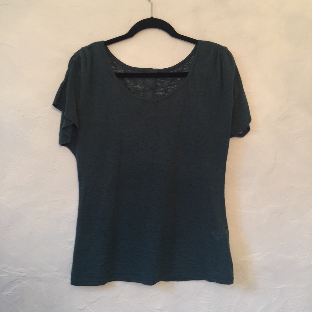 Jessica Simpson burnout green tee