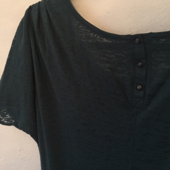 Jessica Simpson burnout green tee - Picture 4 of 4