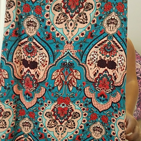 Patterned strappy dress - Picture 2 of 3