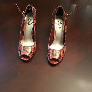 Diba snakeskin 3 inch stiletto