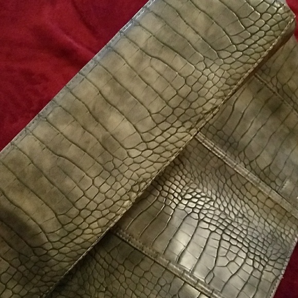 Neiman Marcus gray faux crocodile bag - Picture 4 of 4