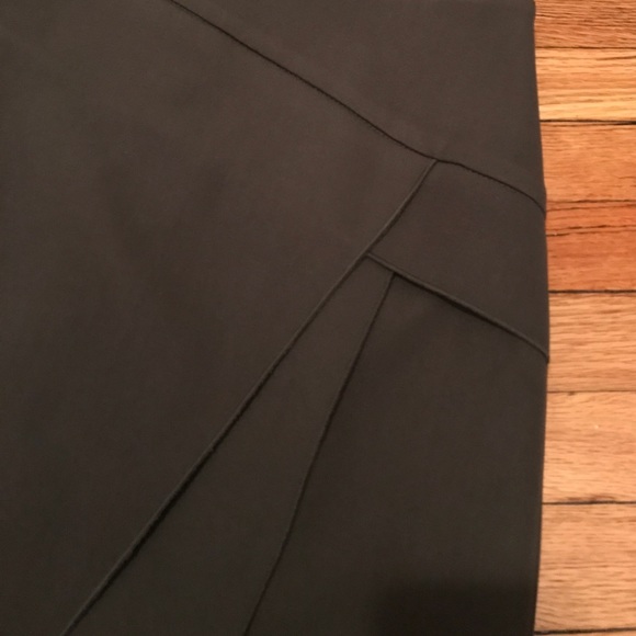 C/MEO COLLECTIVE Khaki Skirt - Picture 4 of 5