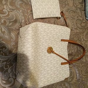 Michael kors tote bag